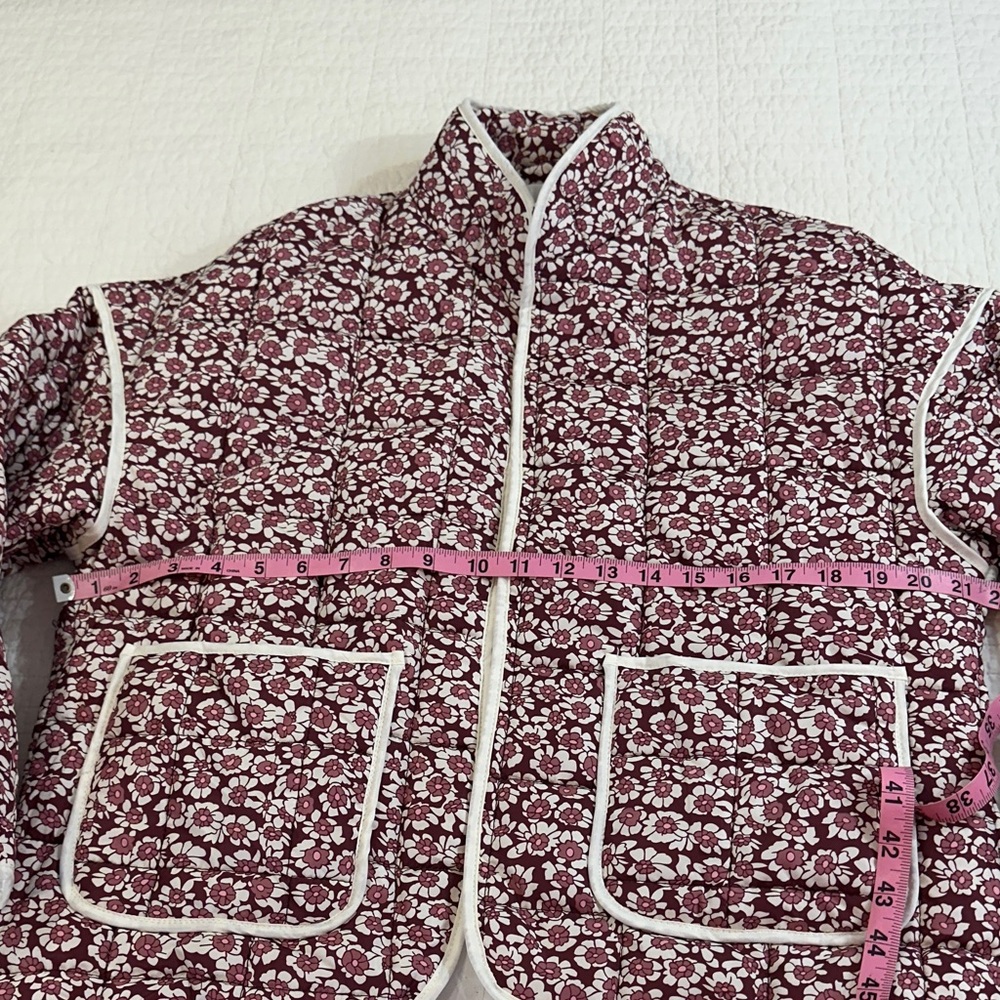 Quilted Floral Jacket Cottagecore Grandmacore Red White Medium Padded Coat NWOT - Picture 4 of 5